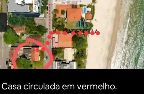 Cachoeira do Bom Jesus House | Beachfront Casa na Praia in Florianópolis with Pool Access