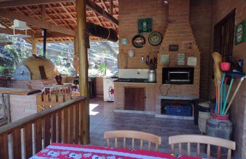 Goncalves House | Discover Casa na roça do Isaías: Pet-Friendly Getaway