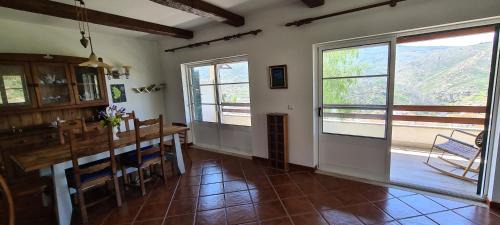 Seia House | Discover Casa na Serra: Pet-Friendly Retreat in Sabugueiro