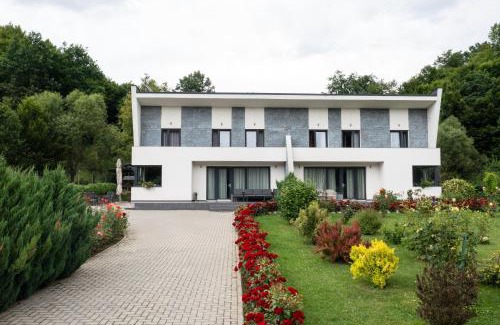Sovata House | Casa Nagy: Pet-Friendly Getaway with 9.7/10 Guest Rating