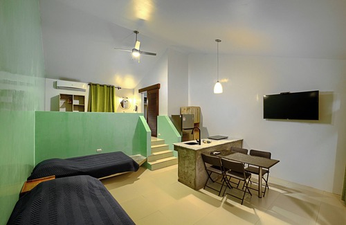 Tamarindo Apartment | Relax at Casa Nahua Hotel in Tamarindo - Pet Friendly Oasis