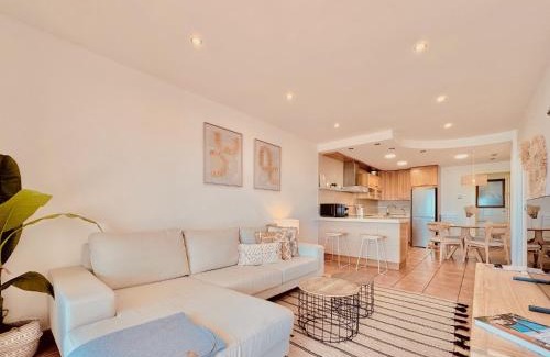 Santa Pola Apartment | Experience Casa Natura Calas Beach with Pool & Family Fun