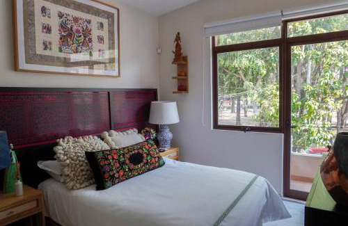 Financial District House | Family-Friendly Retreat at Casa Nawuales Guadalajara
