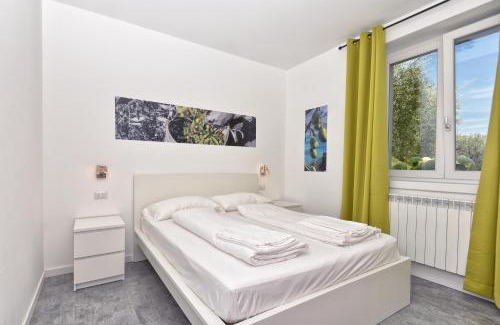 Pieve House | Inviting Casa negli Ulivi: Pool, Hot Tub & Pet Friendly Stay