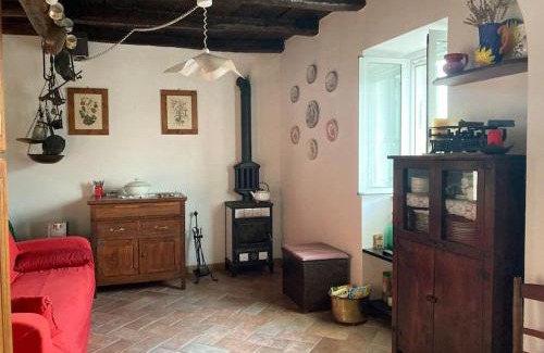Sesta Godano House | Discover Casa nel borgo - A Rigadèa: Family-Friendly Retreat
