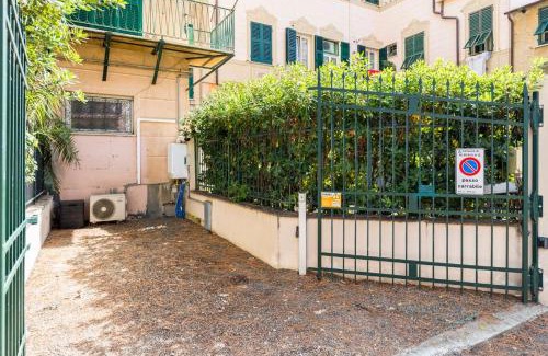Albisola Superiore Apartment | Perfectly Located CASA NEL BORGO, Steps from the Sea