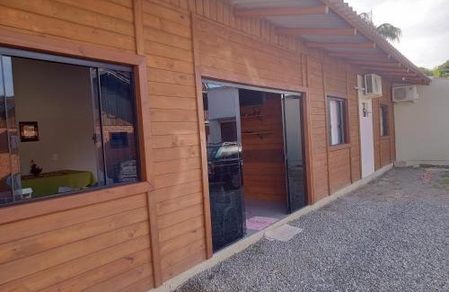 Praia da Armacao do Itapocoroi House | Child-Friendly Casa Neumann: Guest Rated 10/10 Experience