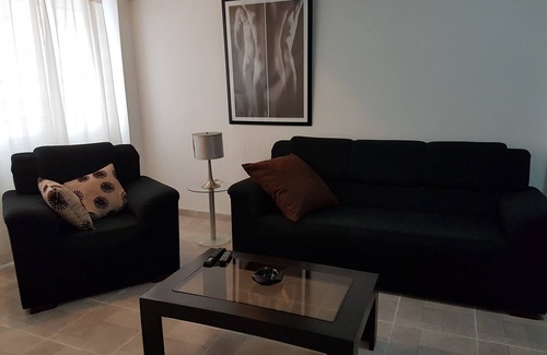 Centro Havana Apartment | Relaxing Getaway at Casa Nice Apart with Spa & Breakfast