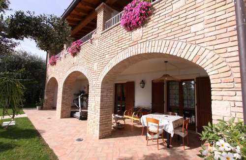 Campagnola House | Discover Casa Nicole: Pet-Friendly Oceanfront Retreat