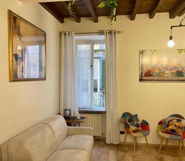 Citta Alta Apartment | Top-Rated Casa Nicoli: Family-Friendly with Kitchen Amenities
