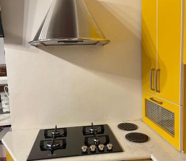 Citta Alta Apartment | Top-Rated Casa Nicoli: Family-Friendly with Kitchen Amenities