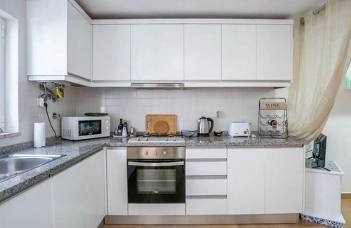 Armamar House | Perfect Retreat in Douro with Pool and Spa Amenities