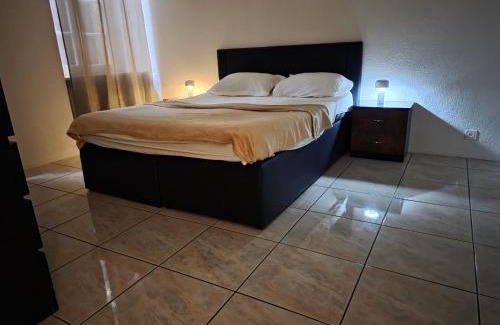 Biel Apartment | Casa Noelia & Dairi