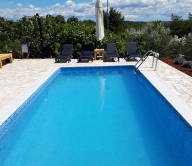 Vilanija Villa | Discover Casa Nora Adriatica: Oceanfront Family Retreat