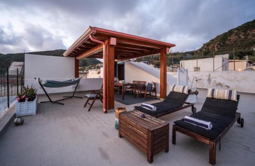 Canneto House | Discover Casa Norma: Pet-Friendly Ocean View Retreat