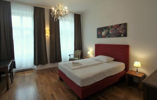 Brigittenau Apartment | Unique Casa Nostra Apartment near Augarten - Rated 9.5/10