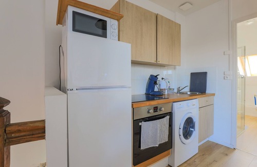 Arras Apartment | Casa Nostra: Cozy Apartment Near the Train Station