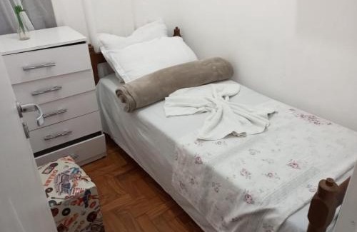 Vila Nova Conceicao House | Budget-Friendly Casa Nova: Guest Rated 8.4/10 with Kitchen