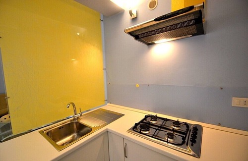 Milazzo House | Casa Ntoni A: A modern and graceful apartment situated at a short distance from the beach, with Free WI-FI.
