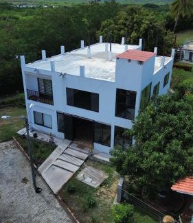 Girardot Villa | Casa Nueva en Condominio