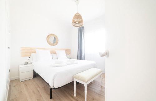 Cedeira House | Family-Friendly Retreat: Casa O Carteiro in Cedeira
