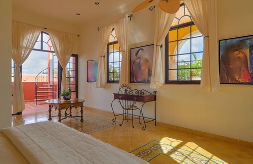 Centro Bed & Breakfast | Relax at Casa Oasis Guest House and Spa with Pool & Restaurant
