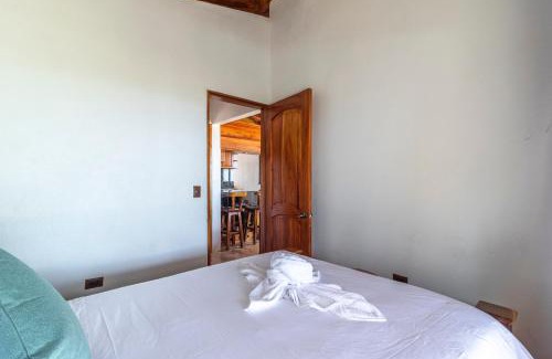 Pacuare Reserve Cabin | Casa Ocaso, vistas espectaculares y jacuzzi para relajarte