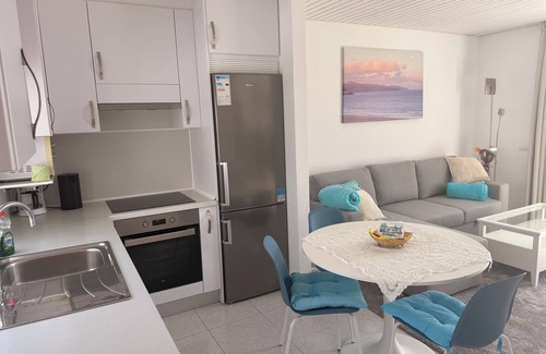 Bahia Calma Apartment | Oceanfront Retreat Casa Ocean Love with Wi-Fi & Sea Views