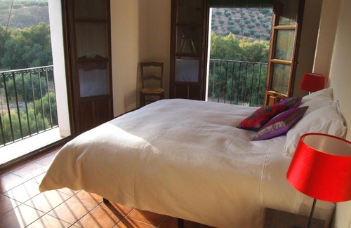 Priego de Cordoba Bed & Breakfast | Discover Casa Olea: Oceanfront Bliss with Top Amenities