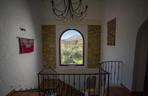 Priego de Cordoba Bed & Breakfast | Discover Casa Olea: Oceanfront Bliss with Top Amenities
