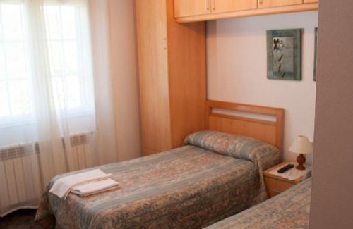 Triacastela House | Discover Casa Olga: Rated 9/10, Pet & Child Friendly Stay