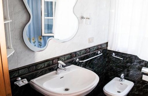 Triacastela House | Discover Casa Olga: Rated 9/10, Pet & Child Friendly Stay