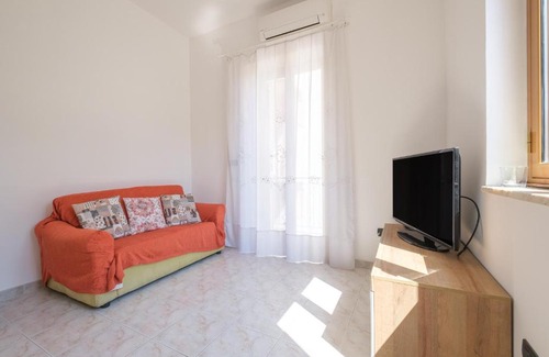 Santa Teresa di Riva House | Pet-Friendly Retreat at Casa Vacanza Santa Teresa Di Riva