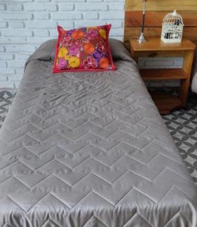 Alta Gracia House | Guest Rated 9.8: Casa Olivia Private Room for Families