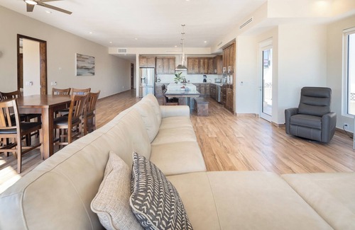 Puerto Penasco House | Casa Onyx: Oceanfront Retreat with Pool & Easy Beach Access