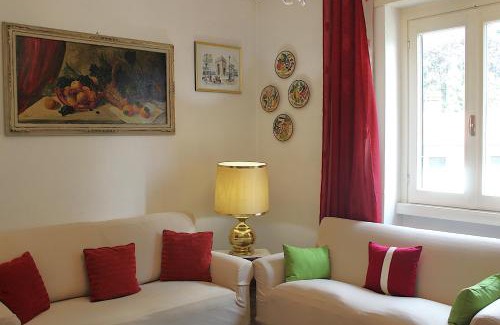Lecco Apartment | Family-Friendly Retreat at Casa Orchidea - Rated 8.8/10