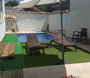 Picon House | Stay at Casa Oretani: Oceanfront Oasis with Great Amenities