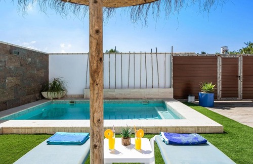 El Palmar House | Relax at Casa Orilla Sur A: Family & Pet Friendly Retreat