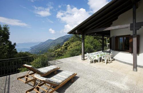 Trarego House | Discover Casa Ornella: 4-Star Family & Pet-Friendly Retreat