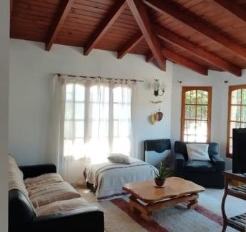 La Falda House | Casa Oro y miel