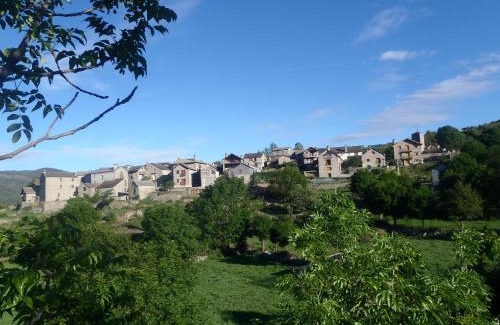 Nerin Apartment | Family-Friendly Getaway at Casa Ortiz with 9.1 Rating