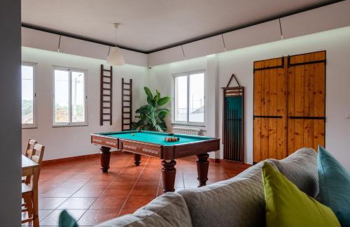 Santana House | Seaside Bliss at Casa Os Manos: Rated 9.1/10 Stay