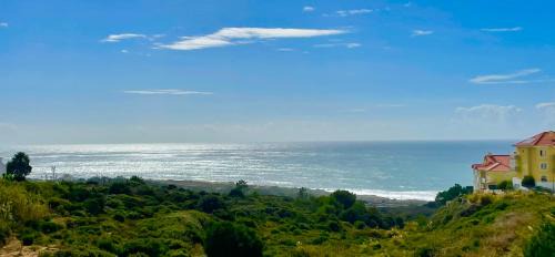 Enxara do Bispo House | Casa Pátio Country House: Family and Pet-Friendly Retreat