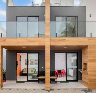 Olivenca House | Relaxing Oceanfront Stay at Solarium Praia de Olivença