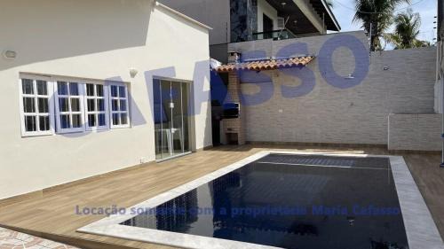 Jardim Centenario House | Beachfront Casa Pé na Areia with Pool Steps from the Ocean
