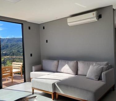 Urubici House | Inviting Casa Pôr do Sol with Hot Tub & Guest Rated 9.8