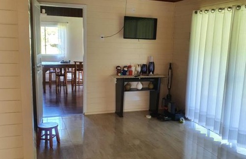 Urupema House | Ideal Getaway: Casa for 6, Pet & Child Friendly Stay