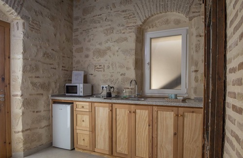 El Puerto de Santa Maria Apartment | Guest Rated: Lightbooking La Cruz Palace with Spa & Breakfast