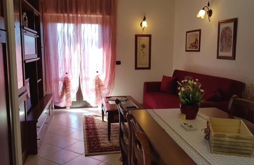 Voltino Apartment | Idyllic Casa Palanca: Balcony Lake View & Guest Rated 9.5