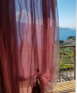 Voltino Apartment | Idyllic Casa Palanca: Balcony Lake View & Guest Rated 9.5